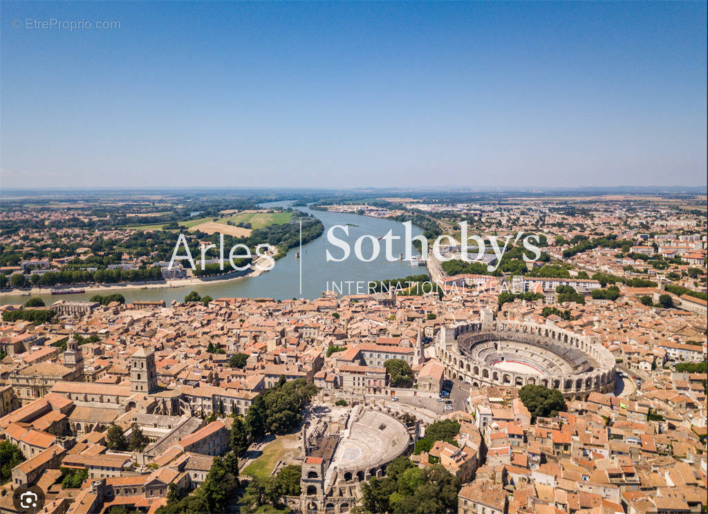 Appartement à ARLES