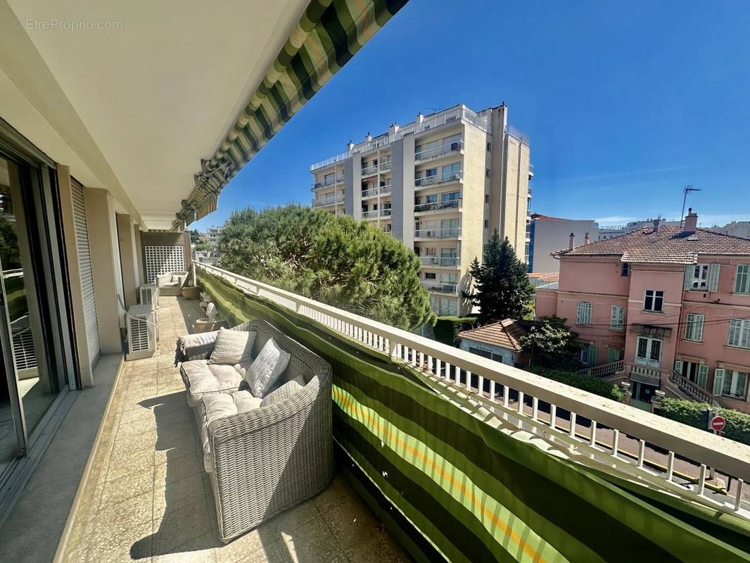 Appartement à CANNES