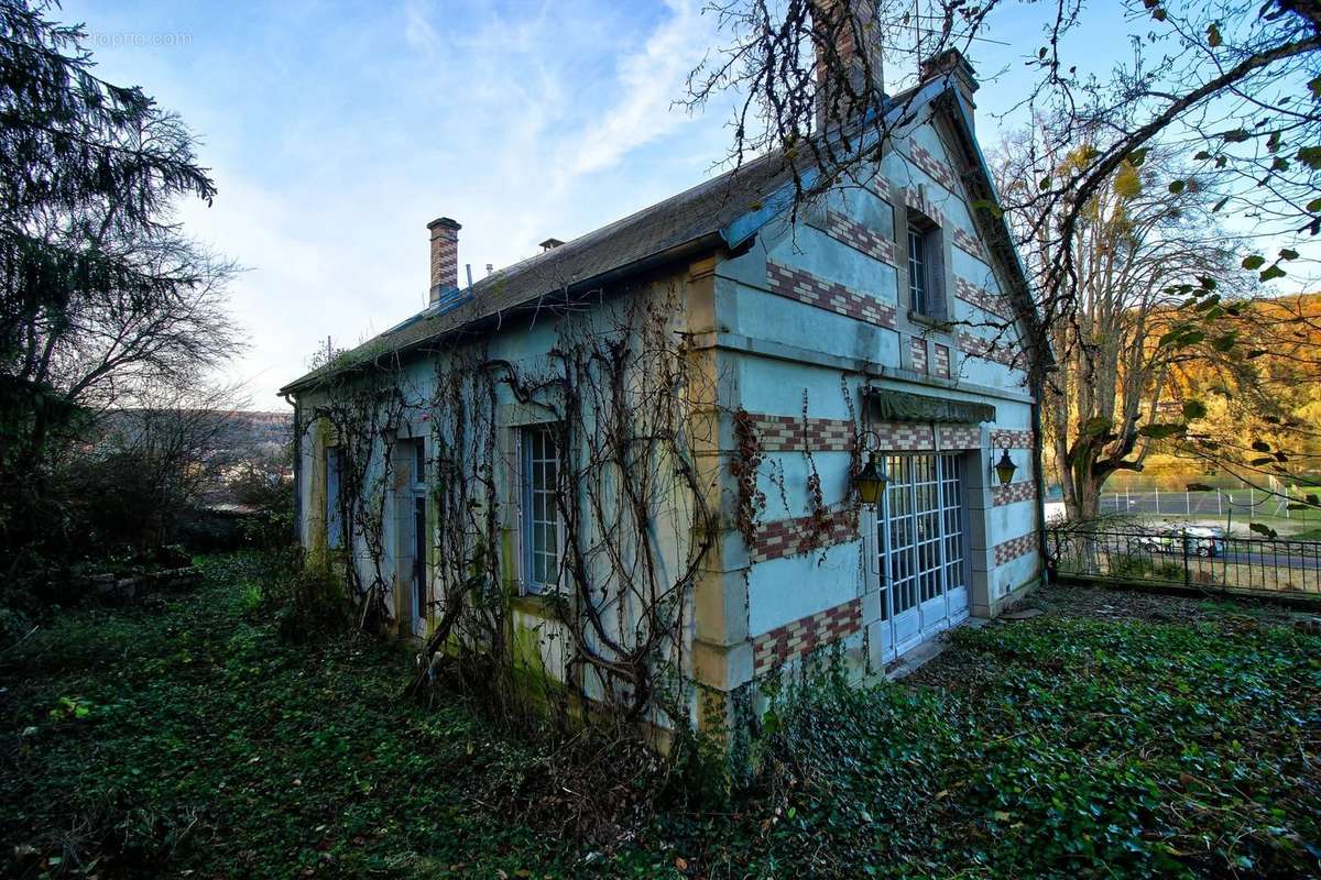 Maison à SAINT-MARC-SUR-SEINE