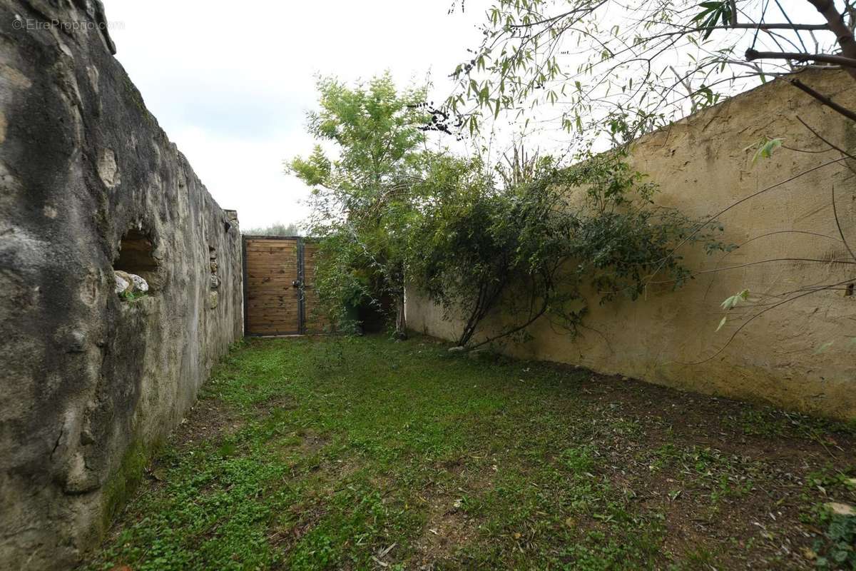 Maison à UZES