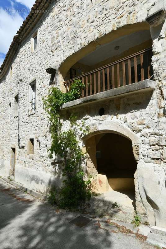 Maison à UZES