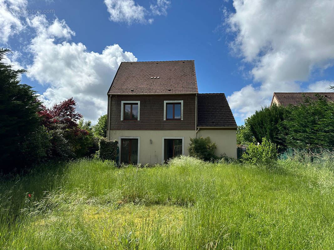 Maison à MILLY-LA-FORET