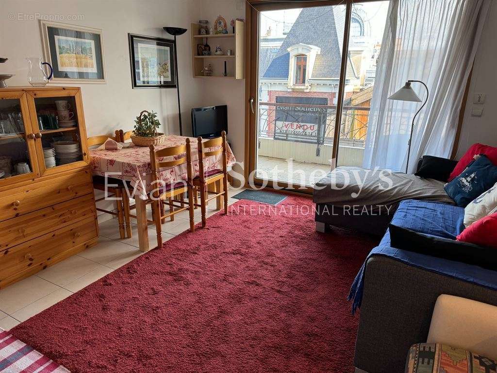 Appartement à EVIAN-LES-BAINS