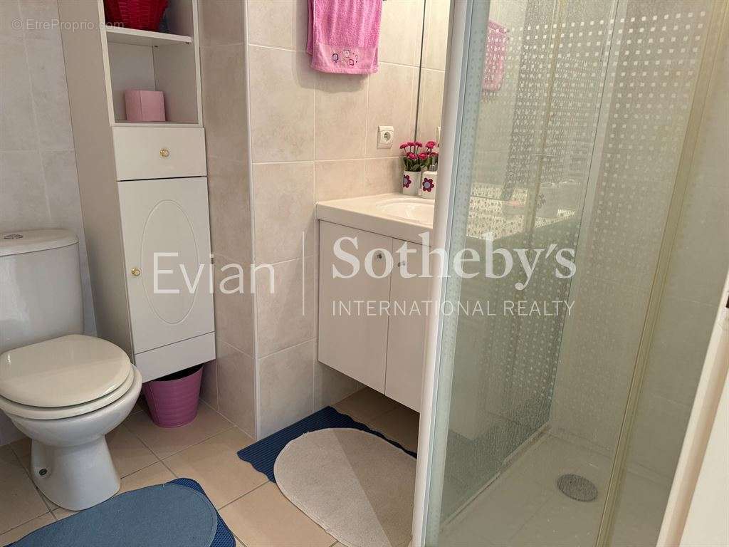 Appartement à EVIAN-LES-BAINS