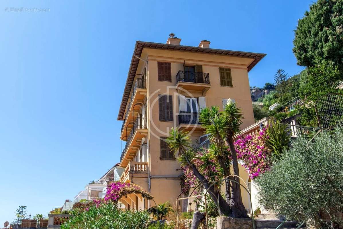 Maison à ROQUEBRUNE-CAP-MARTIN