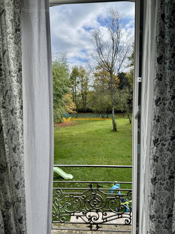 Maison à CHAMPAGNEY