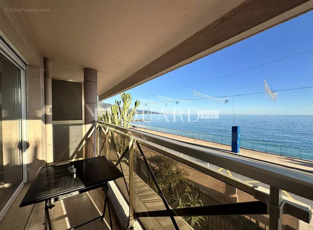 Appartement à MENTON