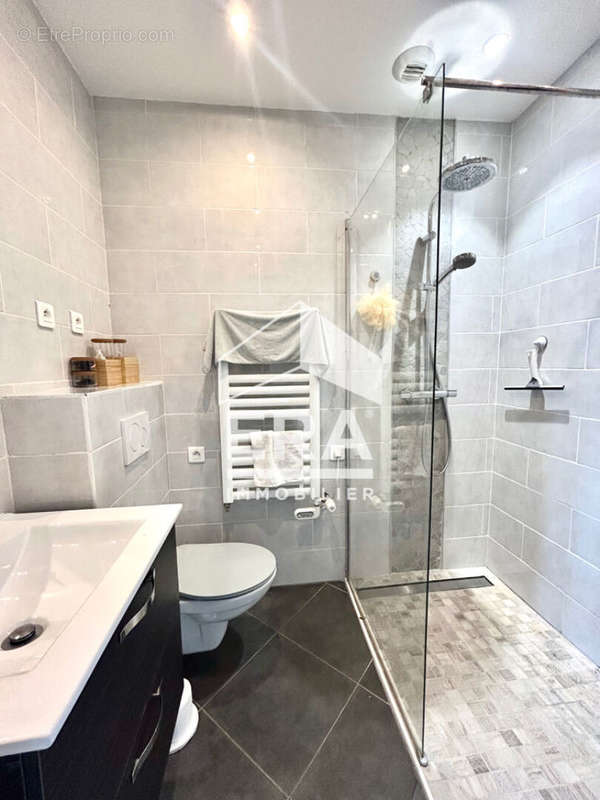 Appartement à NANTERRE