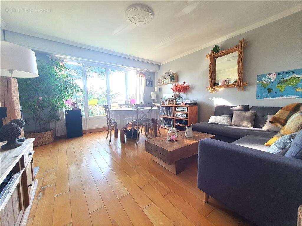 Appartement à CHAMPIGNY-SUR-MARNE