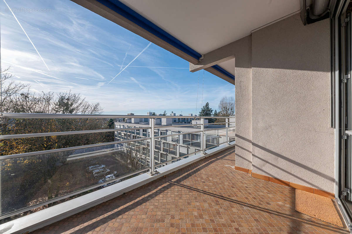 Appartement à VAIRES-SUR-MARNE