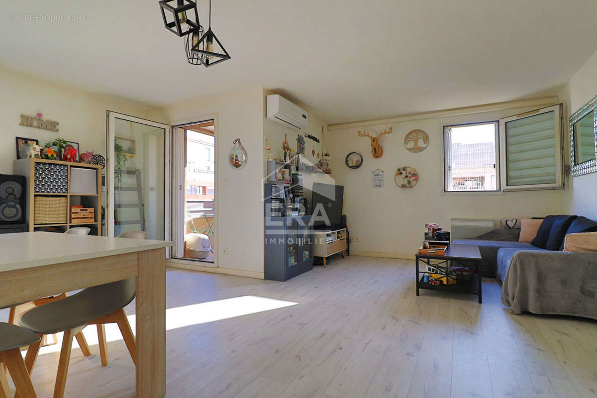 Appartement à MARSEILLE-10E