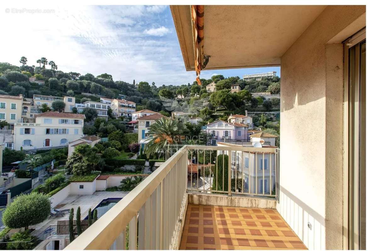 Appartement à BEAULIEU-SUR-MER