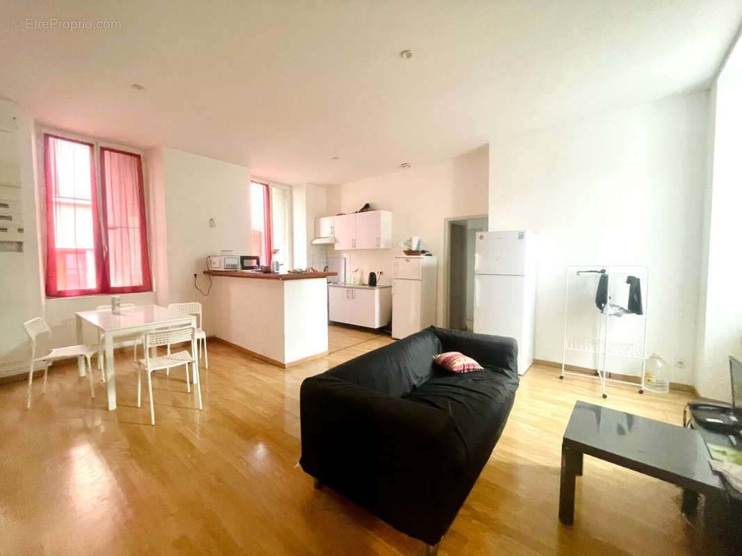 Appartement à TOURNON-SUR-RHONE