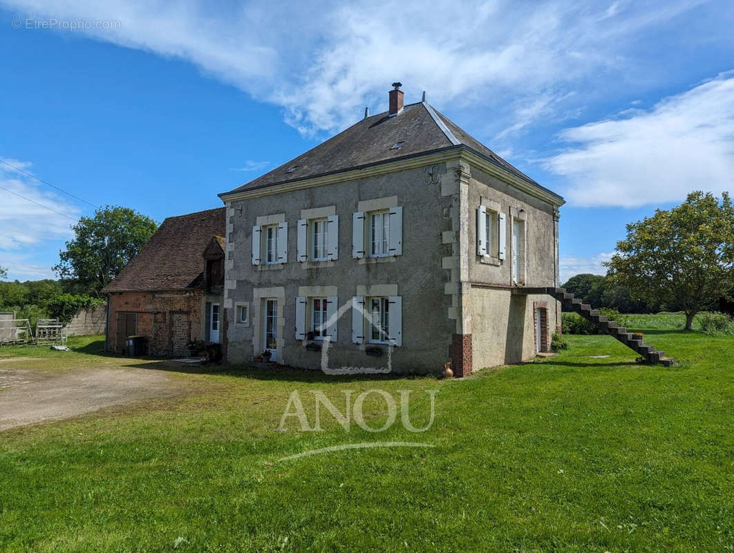 Maison à LUIGNY