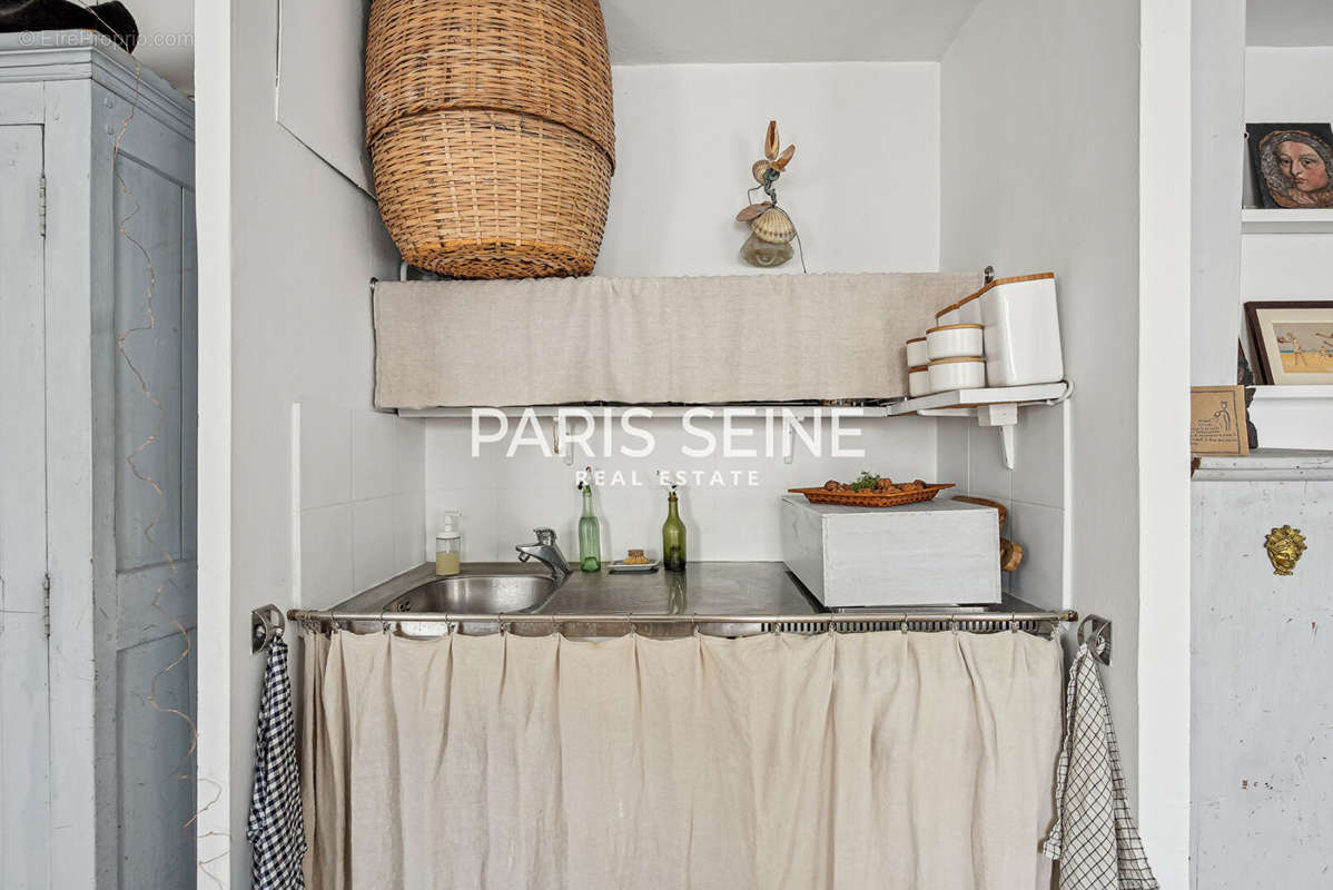 Appartement à PARIS-6E