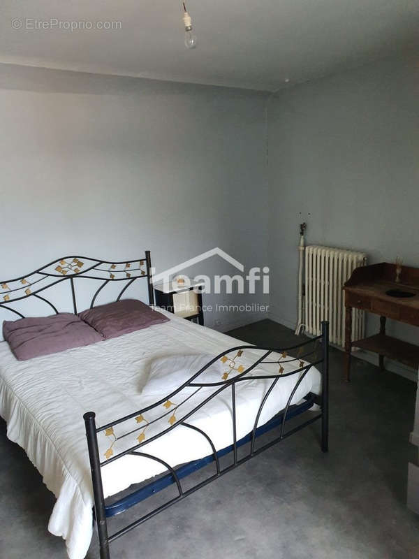 Appartement à SAINT-AMAND-MONTROND