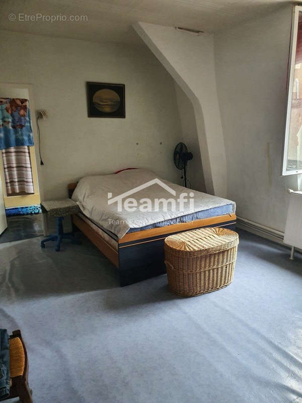 Appartement à SAINT-AMAND-MONTROND