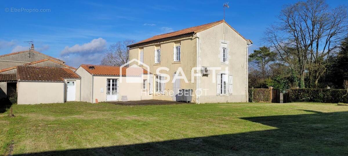 Photo 1 - Maison à CHANTONNAY