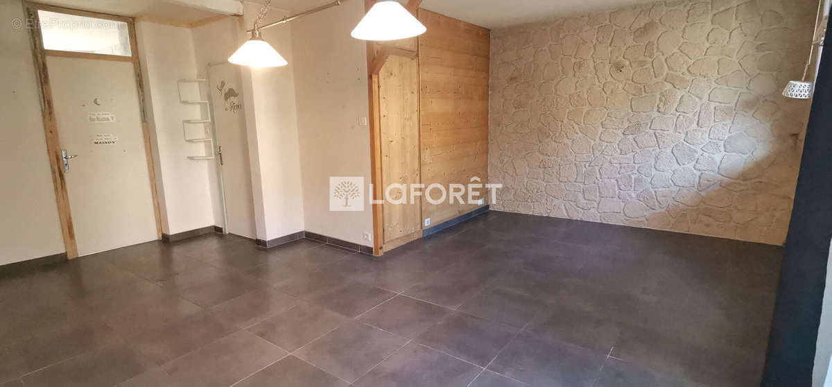 Appartement à ALBERTVILLE