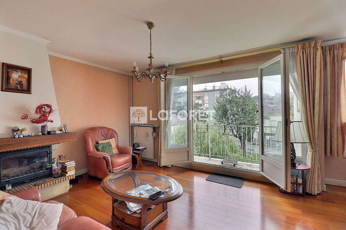 Appartement à VITRY-SUR-SEINE