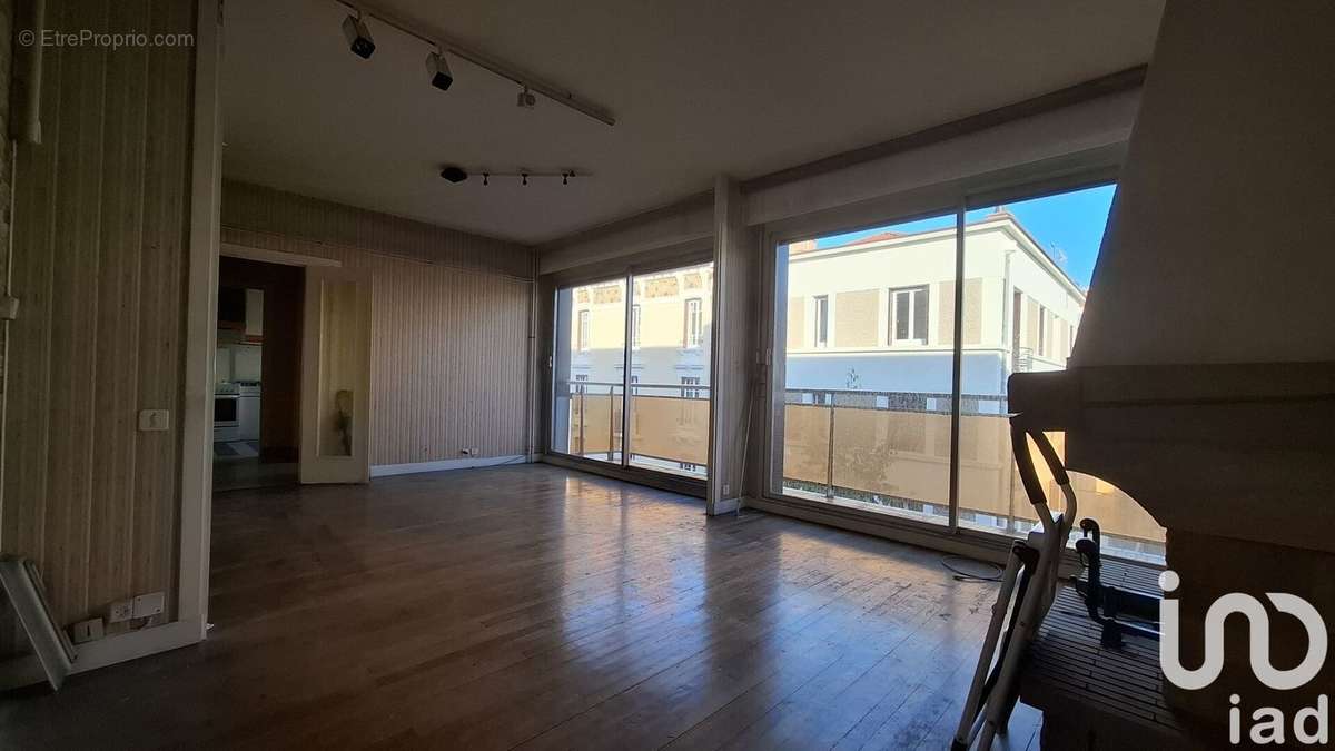 Photo 2 - Appartement à CLERMONT-FERRAND