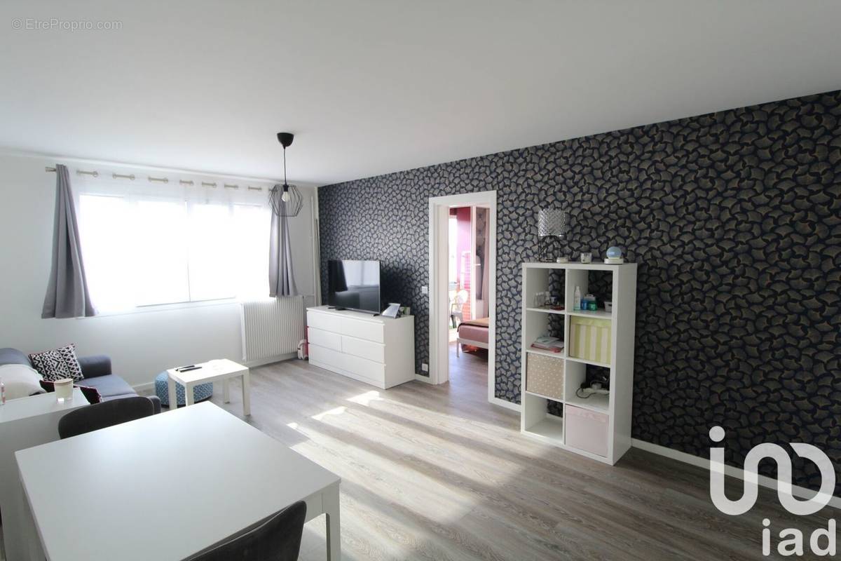 Photo 1 - Appartement à MONTIGNY-LES-CORMEILLES