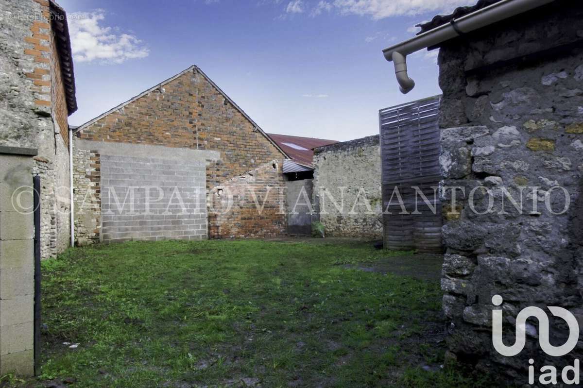 Photo 2 - Maison à BATILLY-EN-GATINAIS