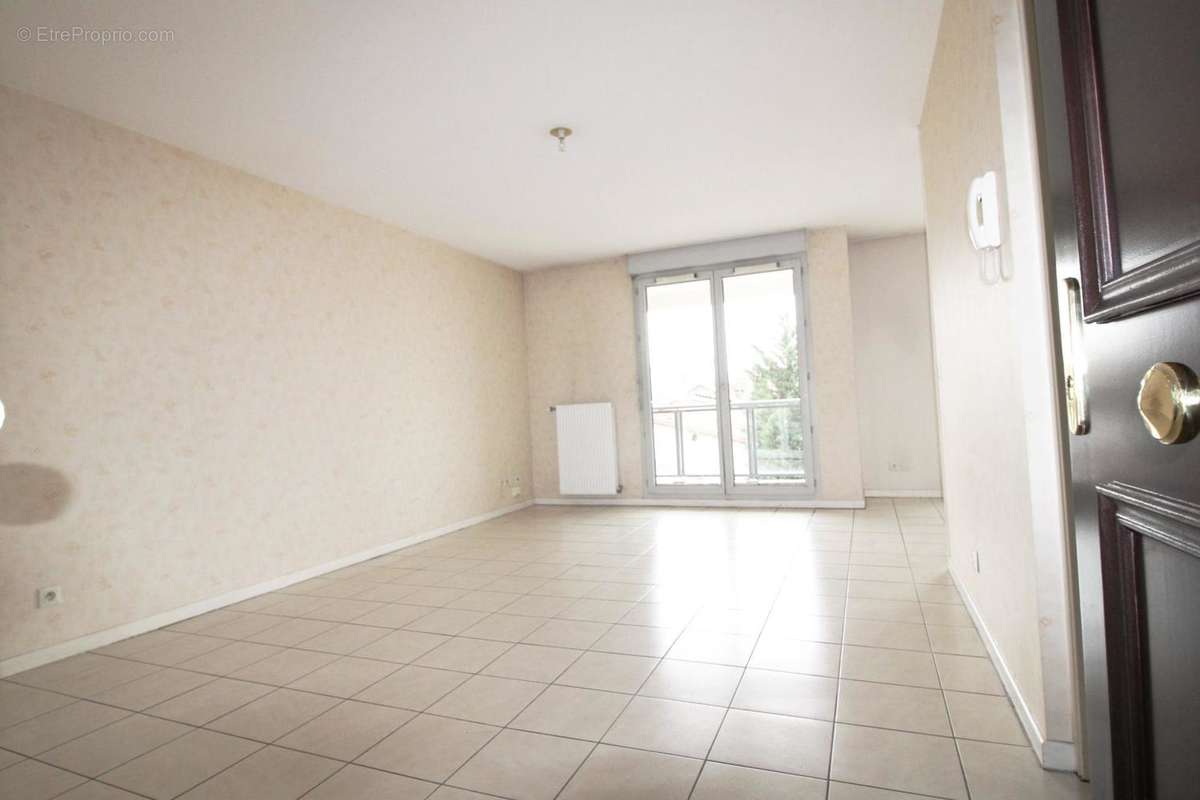 Appartement à LYON-8E