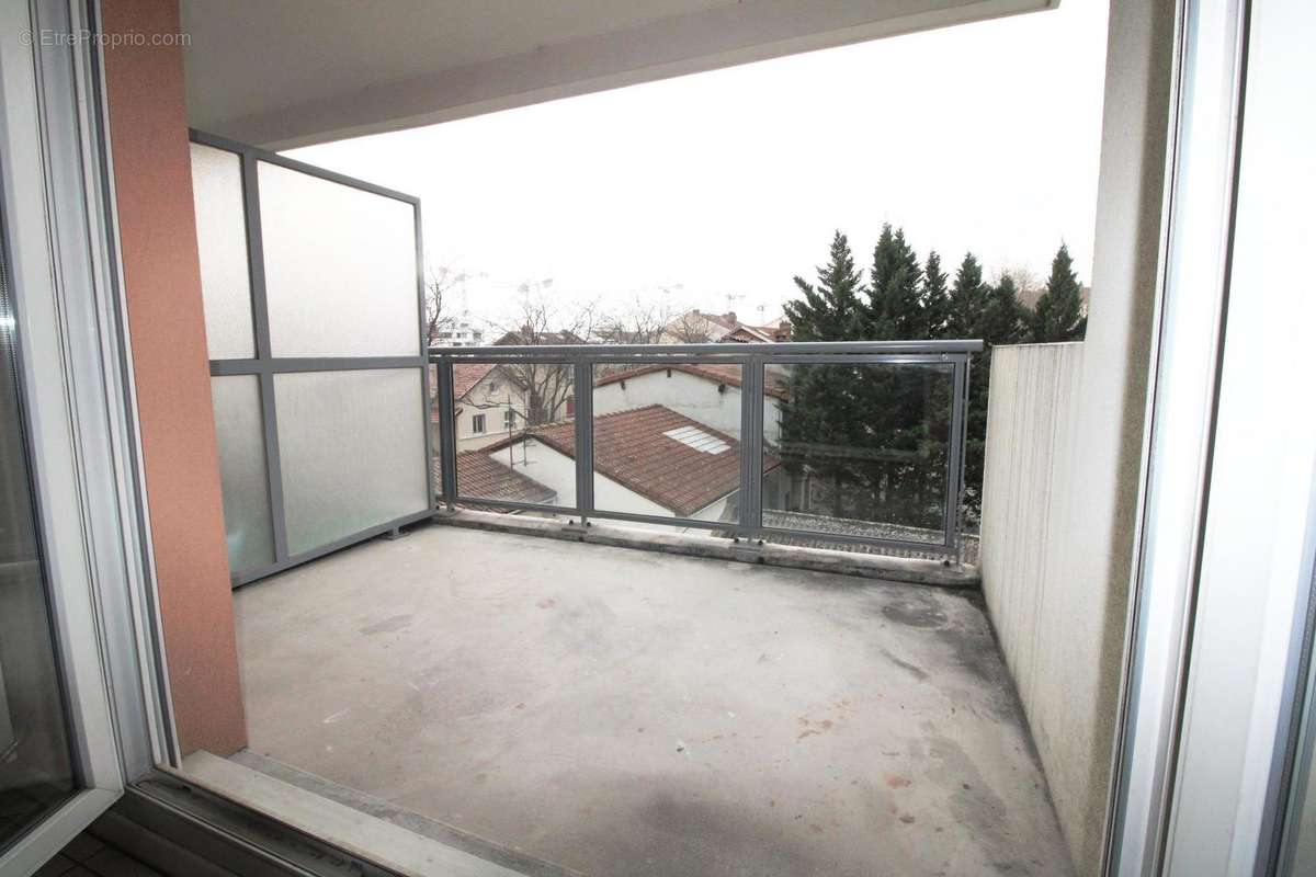 Appartement à LYON-8E