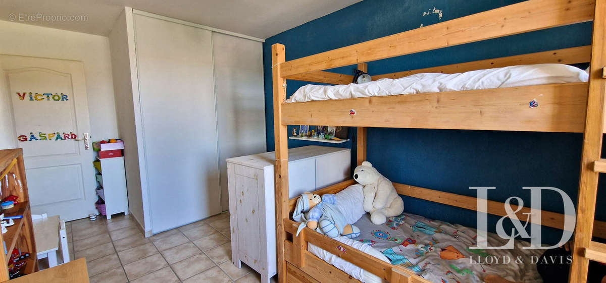 Chambre enfants - Appartement à VENELLES