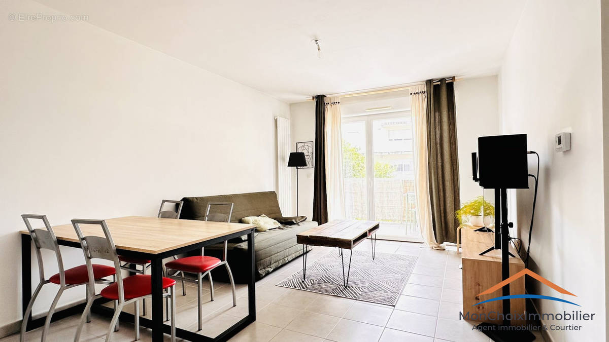 Appartement à SAINT-BRES