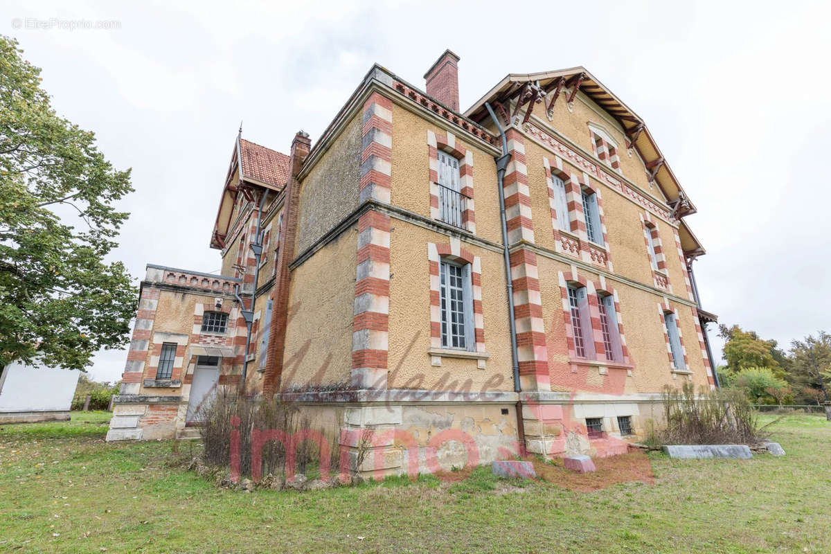 Maison à SAINT-GEIN