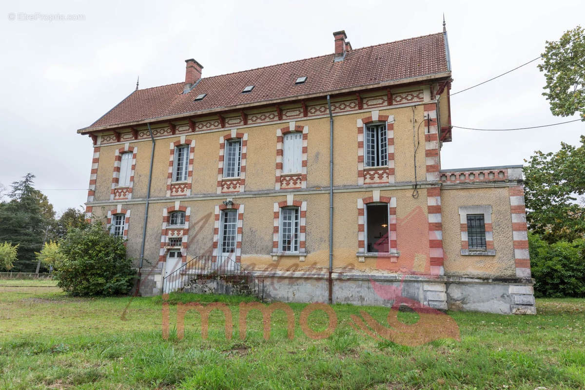 Maison à SAINT-GEIN