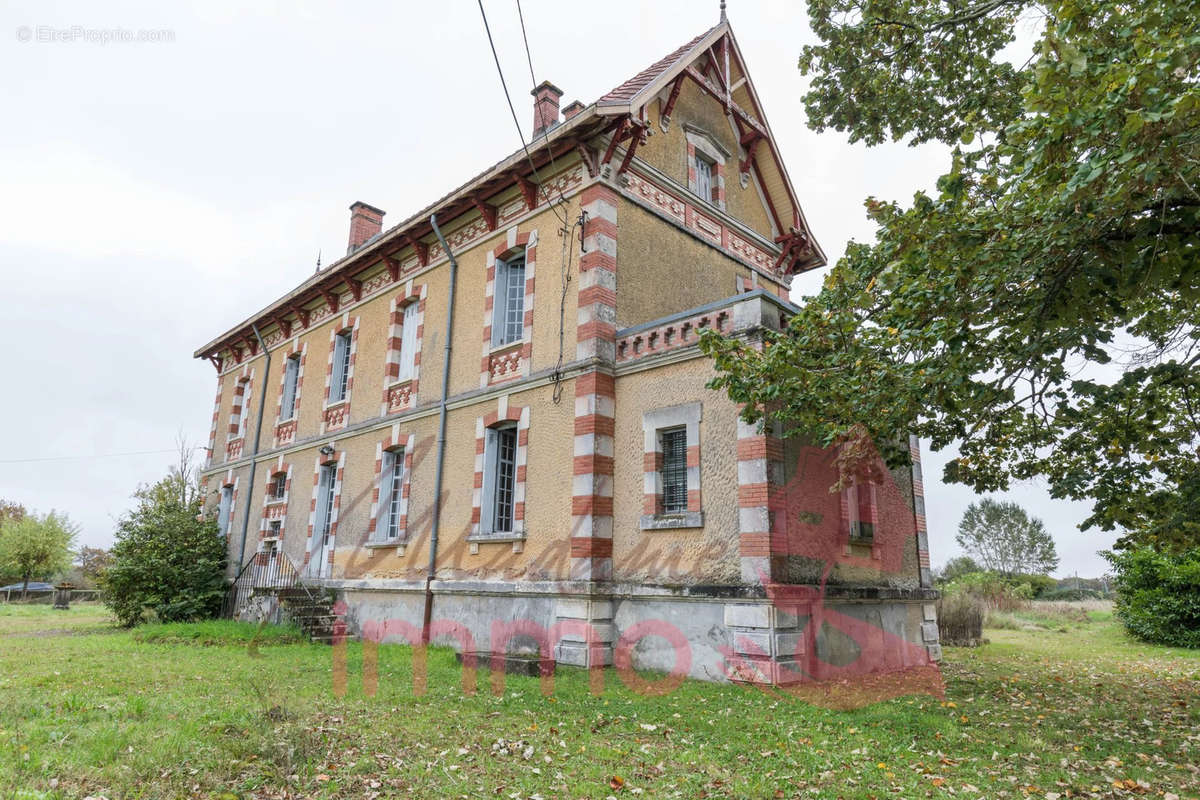 Maison à SAINT-GEIN