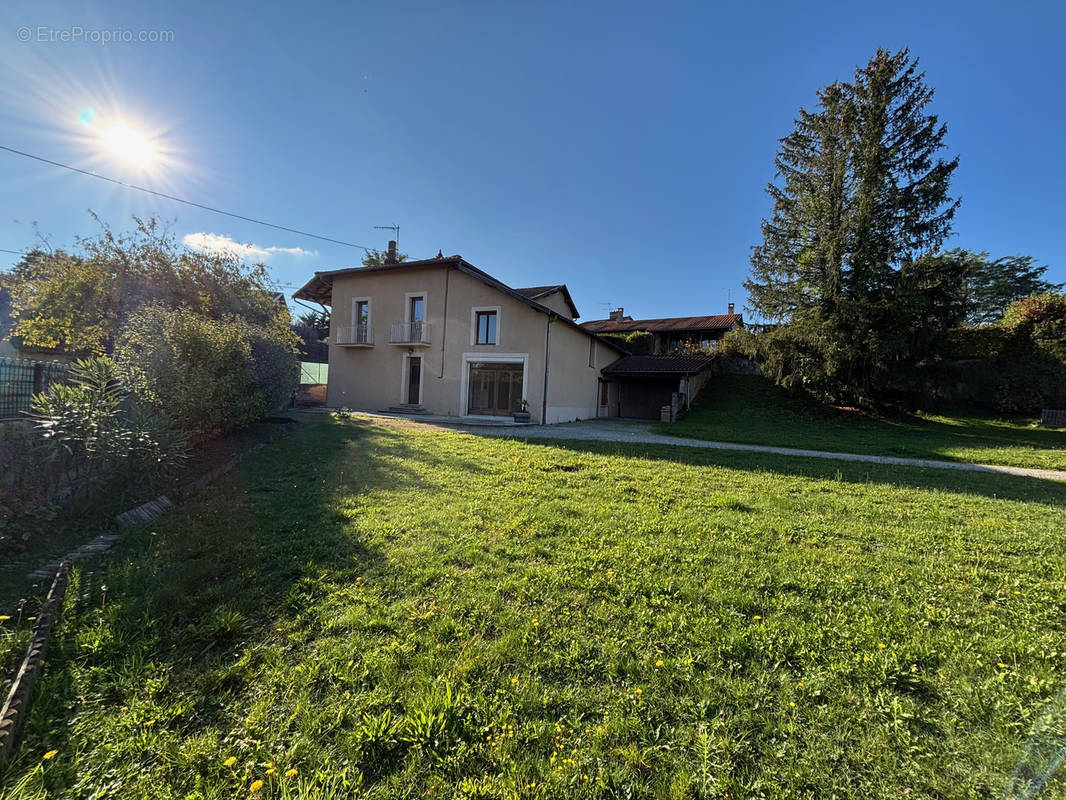 Maison à PEROUGES