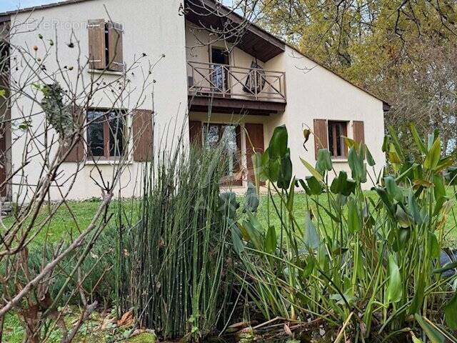 Maison à ROUGNAC