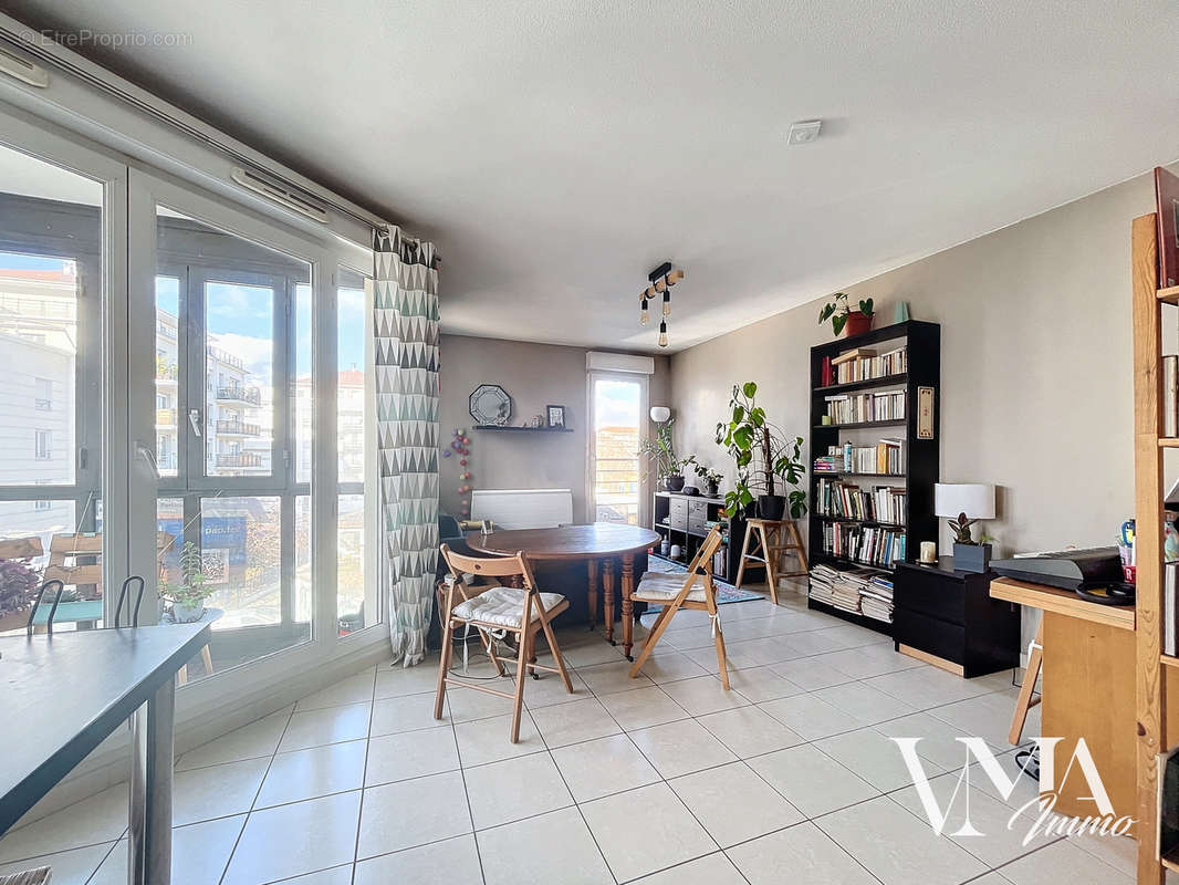 Appartement à LYON-9E