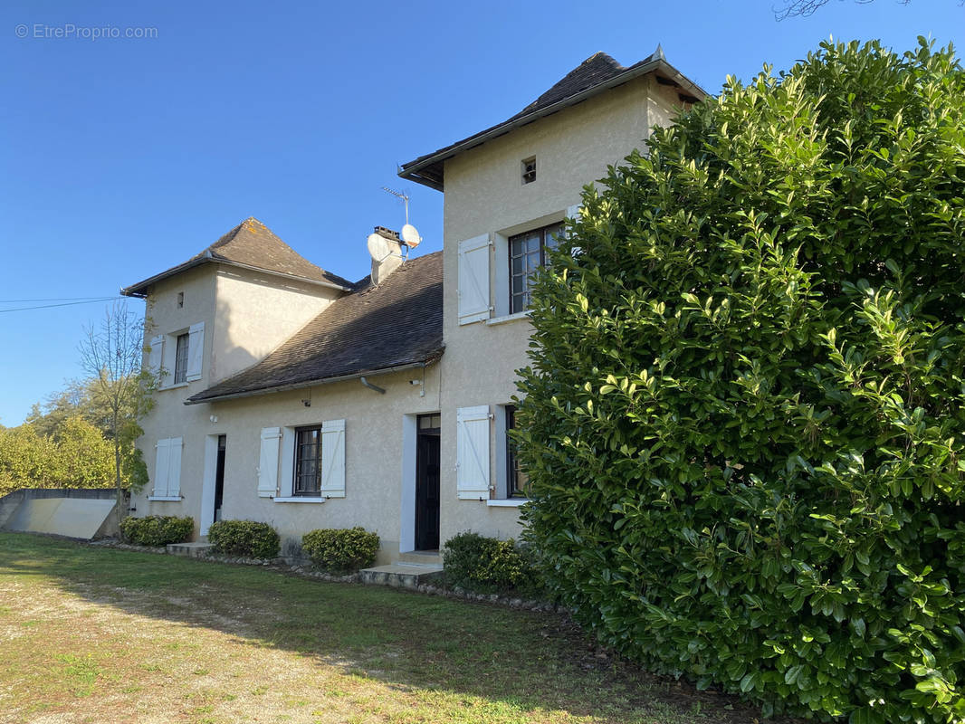 Maison à AYNAC