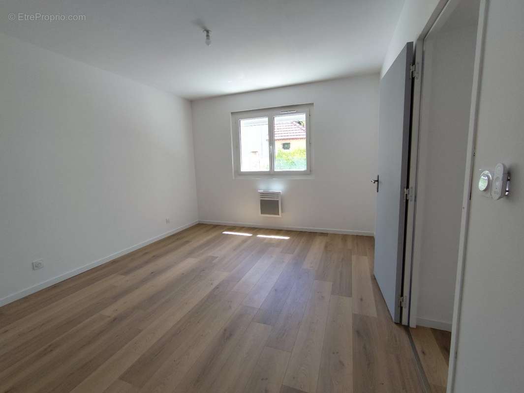 Appartement à LATRESNE