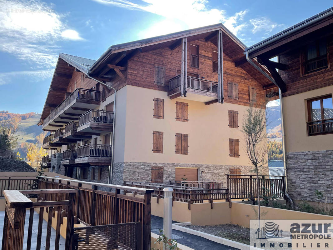 Appartement à SAINT-ETIENNE-DE-TINEE