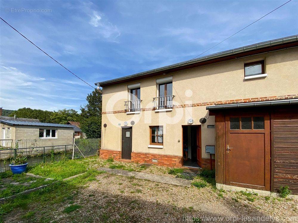 Maison à ROMILLY-SUR-ANDELLE