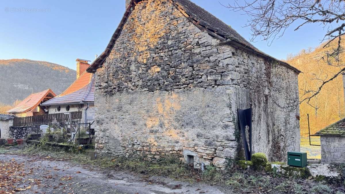 Maison à ESPAGNAC-SAINTE-EULALIE