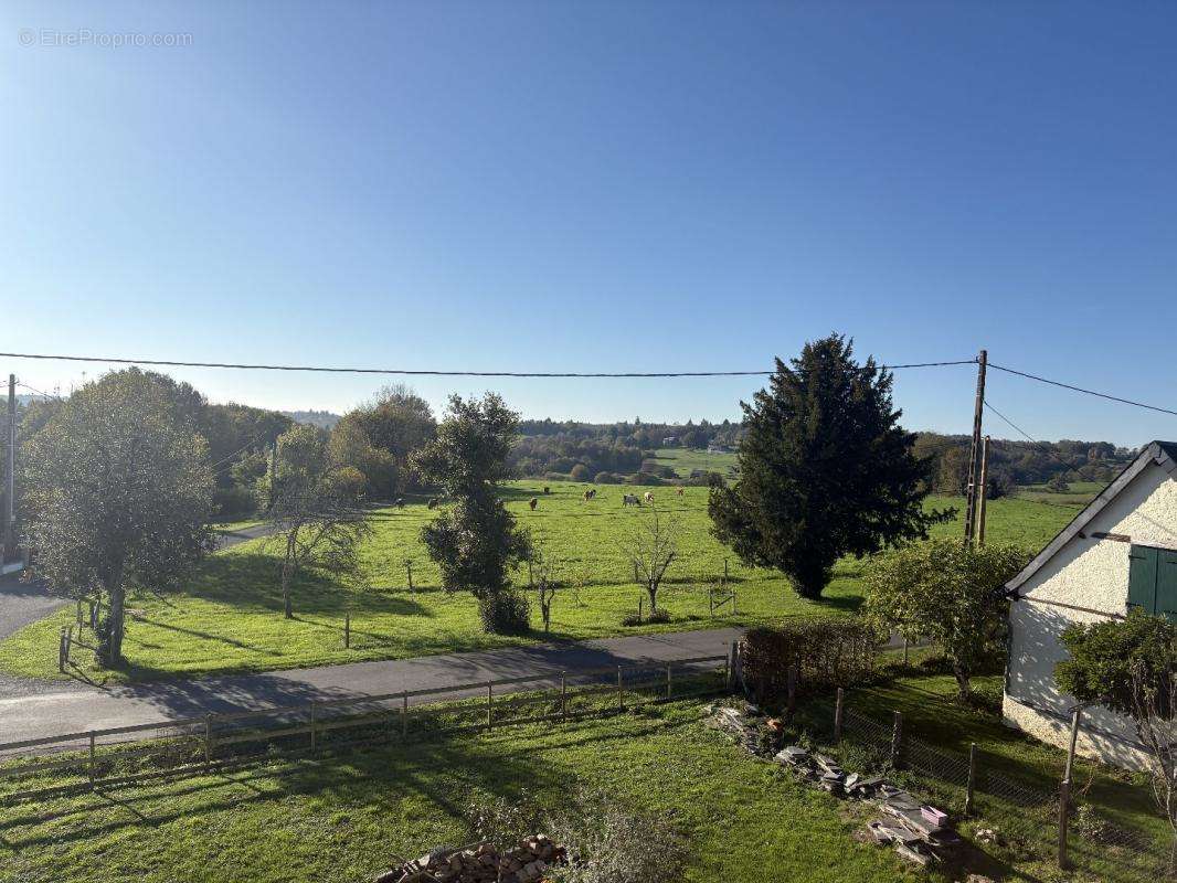 Maison à SAVIGNAC-LEDRIER