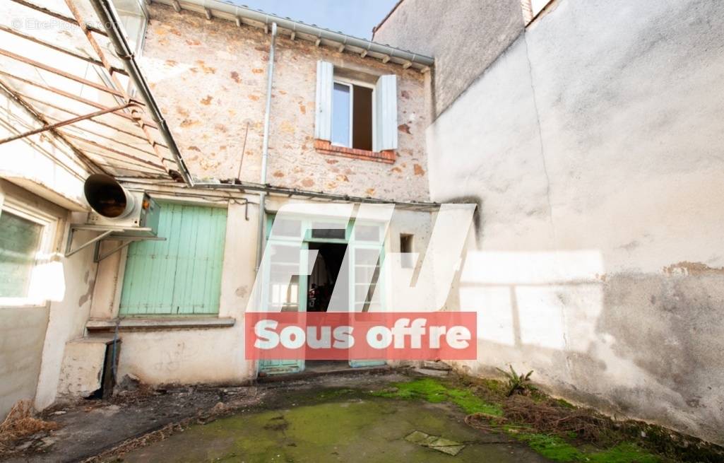 Maison à BLAYE-LES-MINES