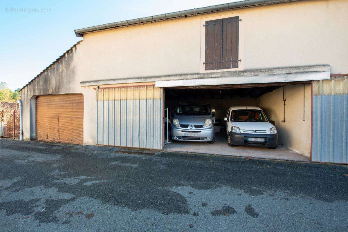 Maison à BLAYE-LES-MINES