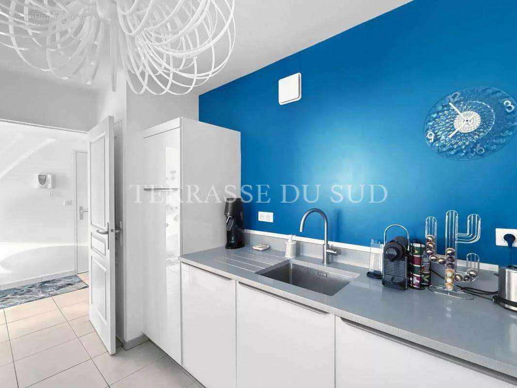 Appartement à MARSEILLE-8E