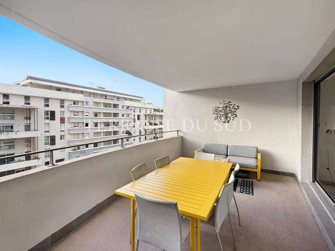 Appartement à MARSEILLE-8E