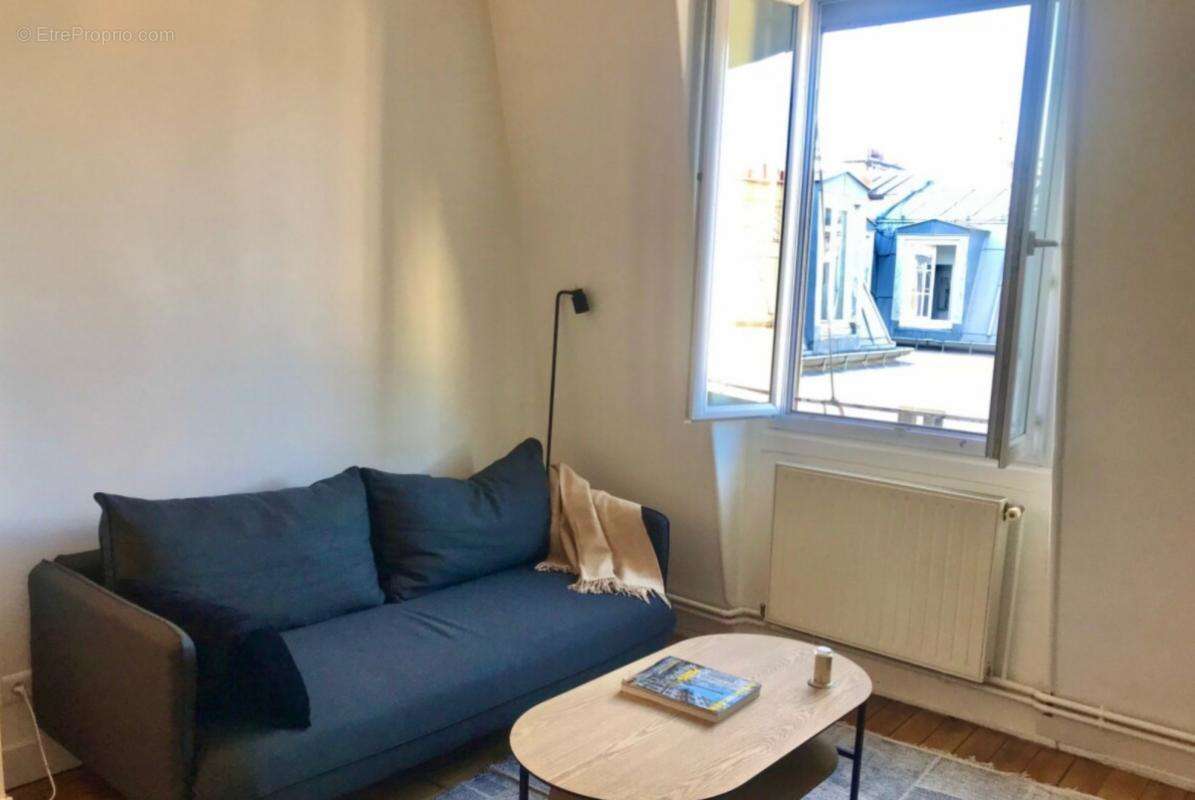 Appartement à PARIS-11E