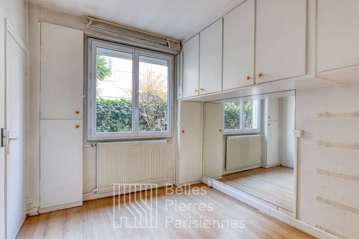 Appartement à PARIS-19E