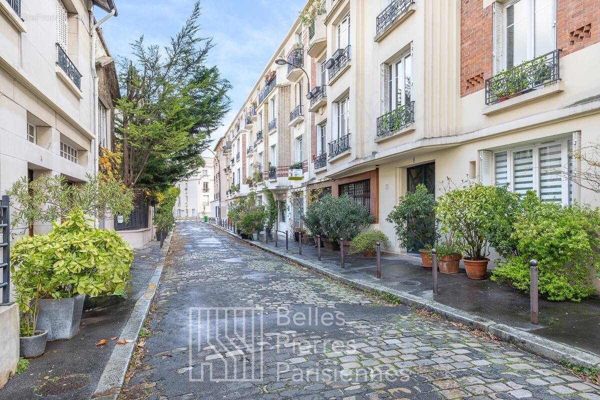 Appartement à PARIS-19E